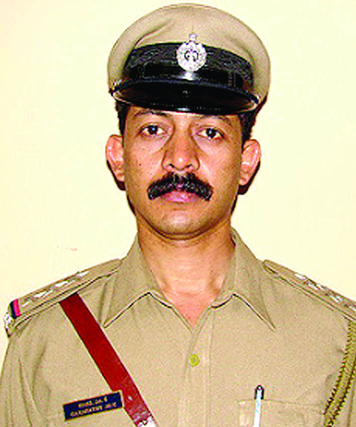 ಡಿವೈಎಸ್ಪಿ ಗಣಪತಿ ಆತ್ಮಹತ್ಯೆ: ಸಿಬಿಐ ತನಿಖೆಯಾಗಲಿ